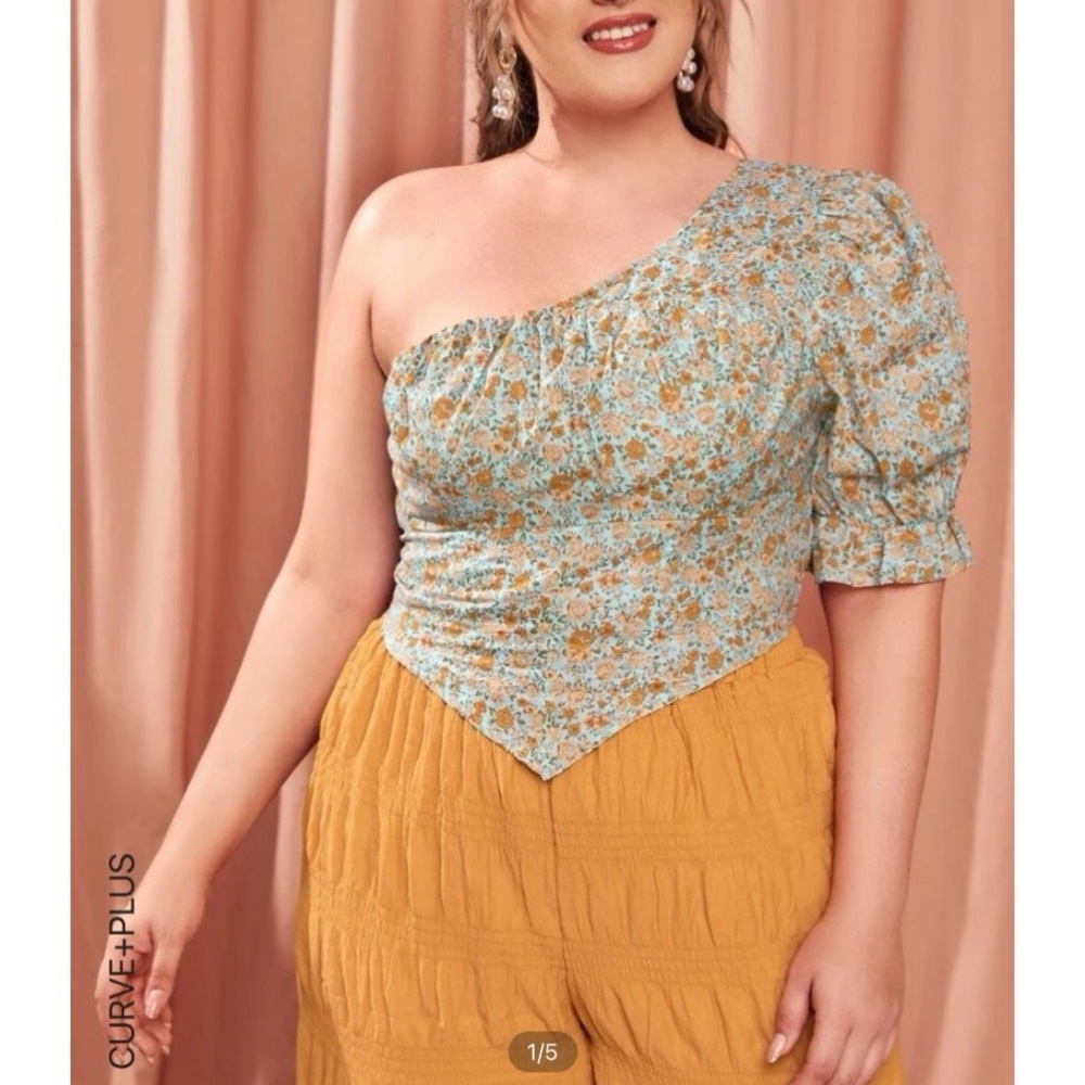 Plus crop top